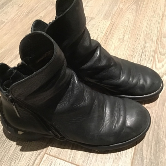 Fluevog boots - Picture 6 of 6